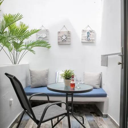 Naxos Petite アギオス・プロコピオス