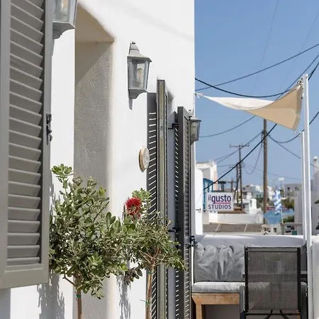 Naxos Petite ベッド・アンド・ブレックファスト