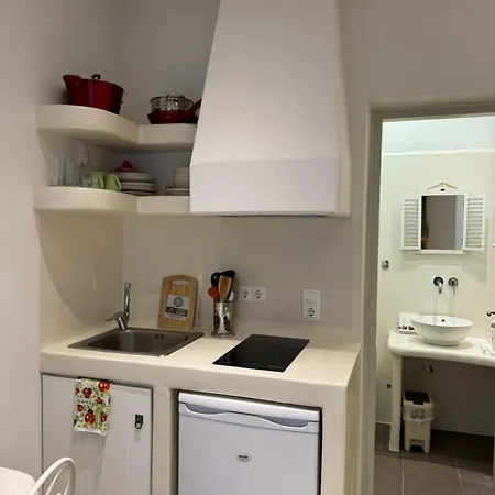住宿加早餐酒店 Naxos Petite 3*
