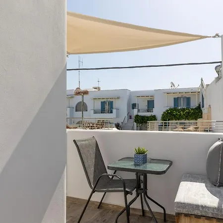 לינה וארוחת בוקר Naxos Petite איוס פרוקופיוס