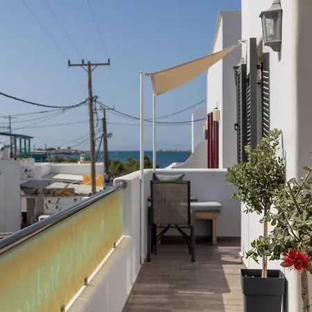 Petite Studios Agios Prokopios (Naxos)