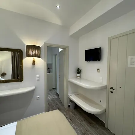 Naxos Petite Bed and breakfast 3*