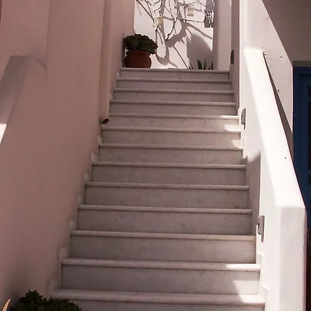 לינה וארוחת בוקר Naxos Petite איוס פרוקופיוס