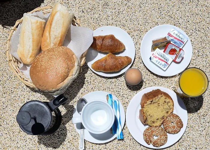 Naxos Petite Bed & Breakfast